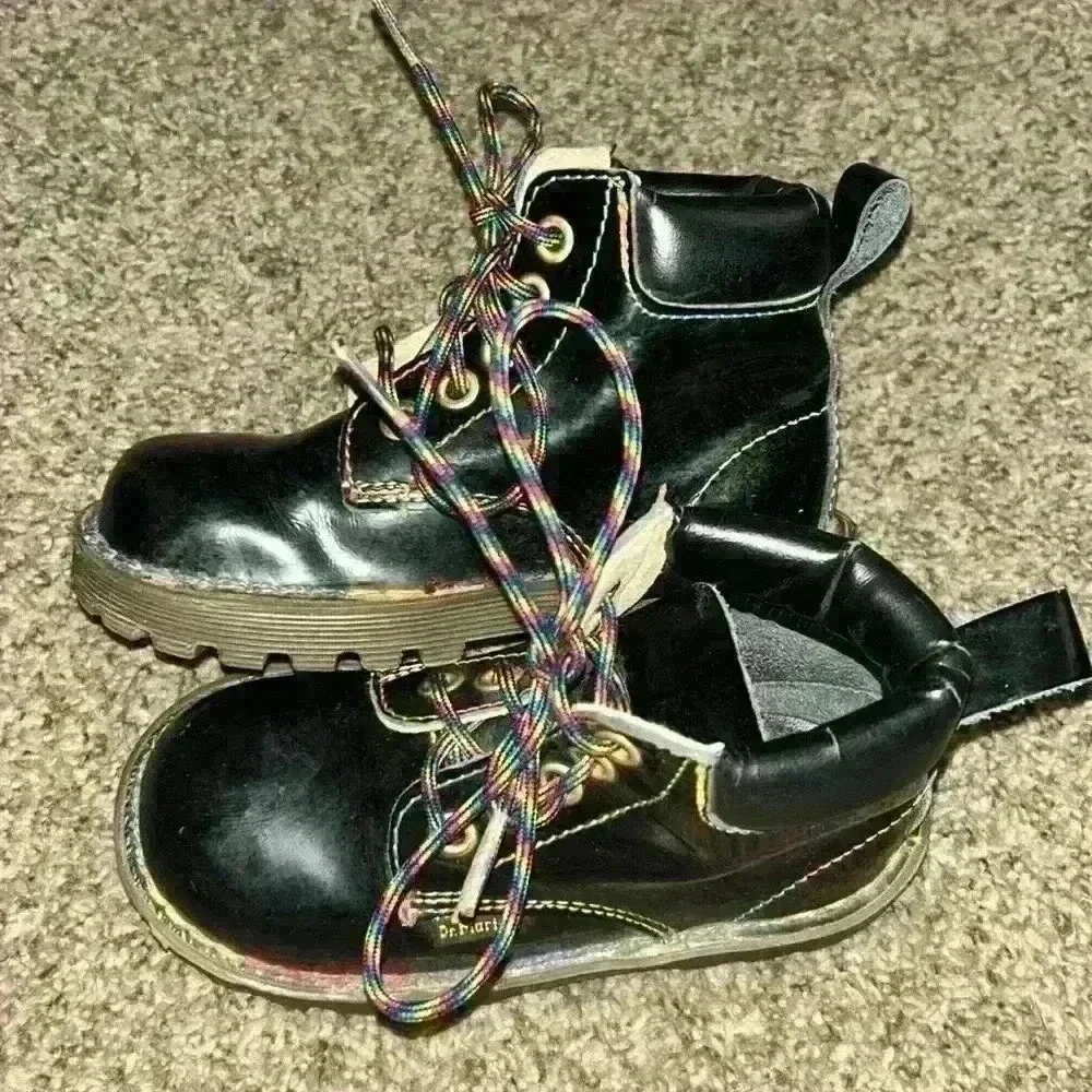 Dr. Martens girls Rainbow Boots